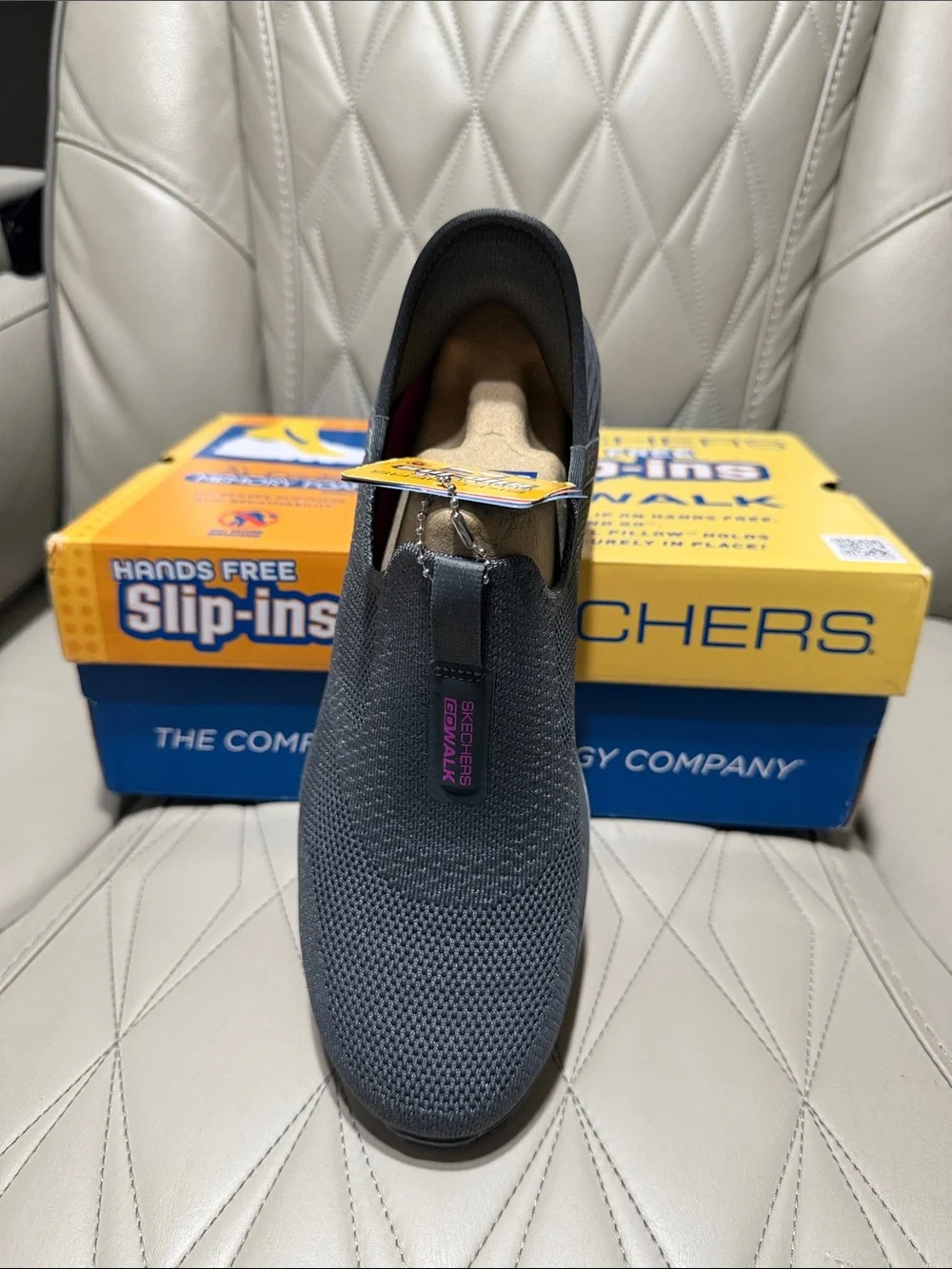 Skechers Womens Slip-On Knit Sneaker in Charcoalwith White Sole and Pink Accents